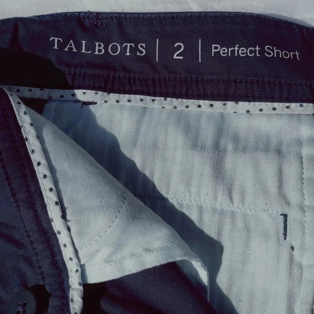 Talbots Perfect Womens Shorts Dark Blue Flat Front  Cotton Blend 2 - Picture 9 of 15